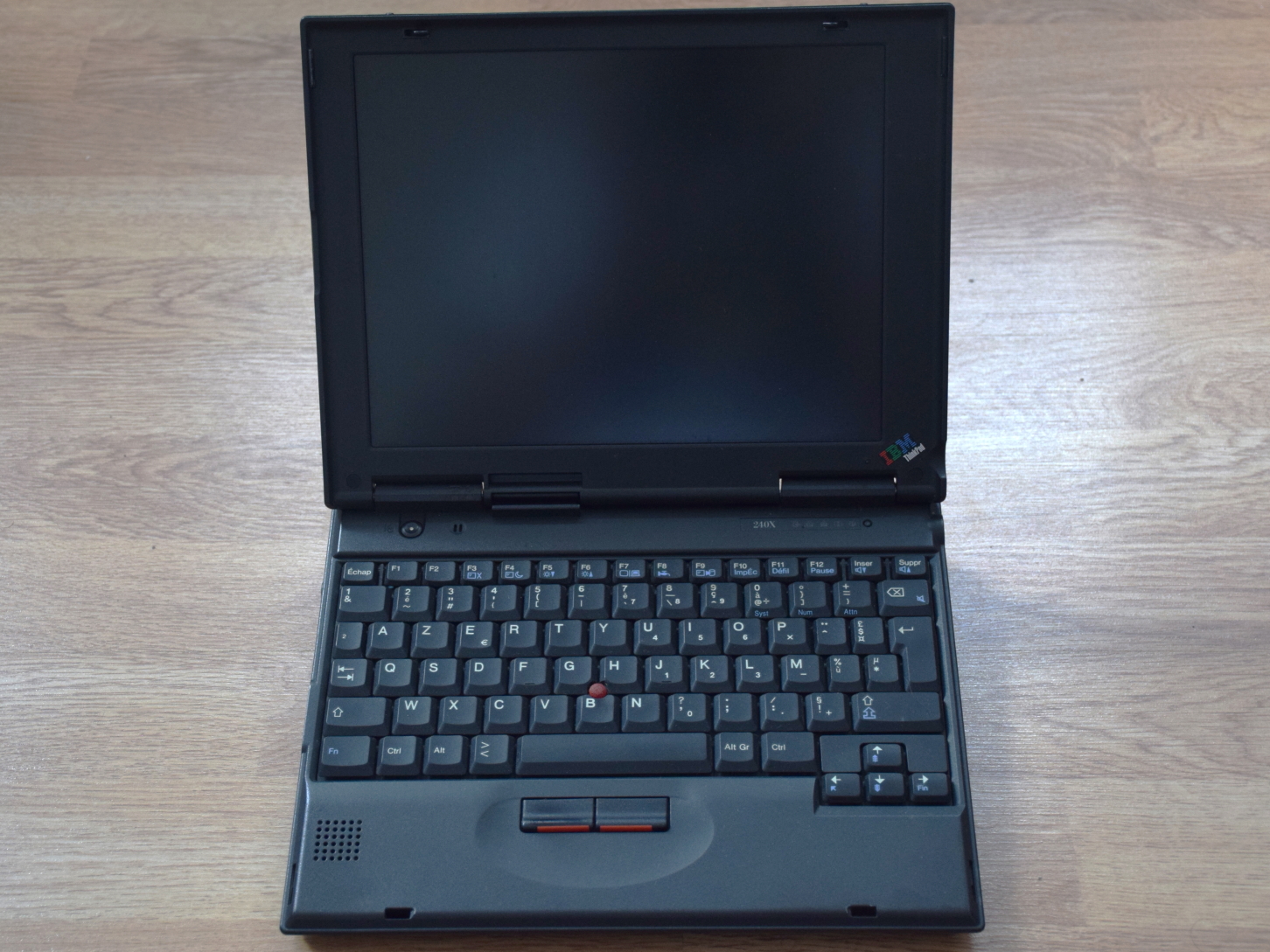 IBM ThinkPad 240X - Face