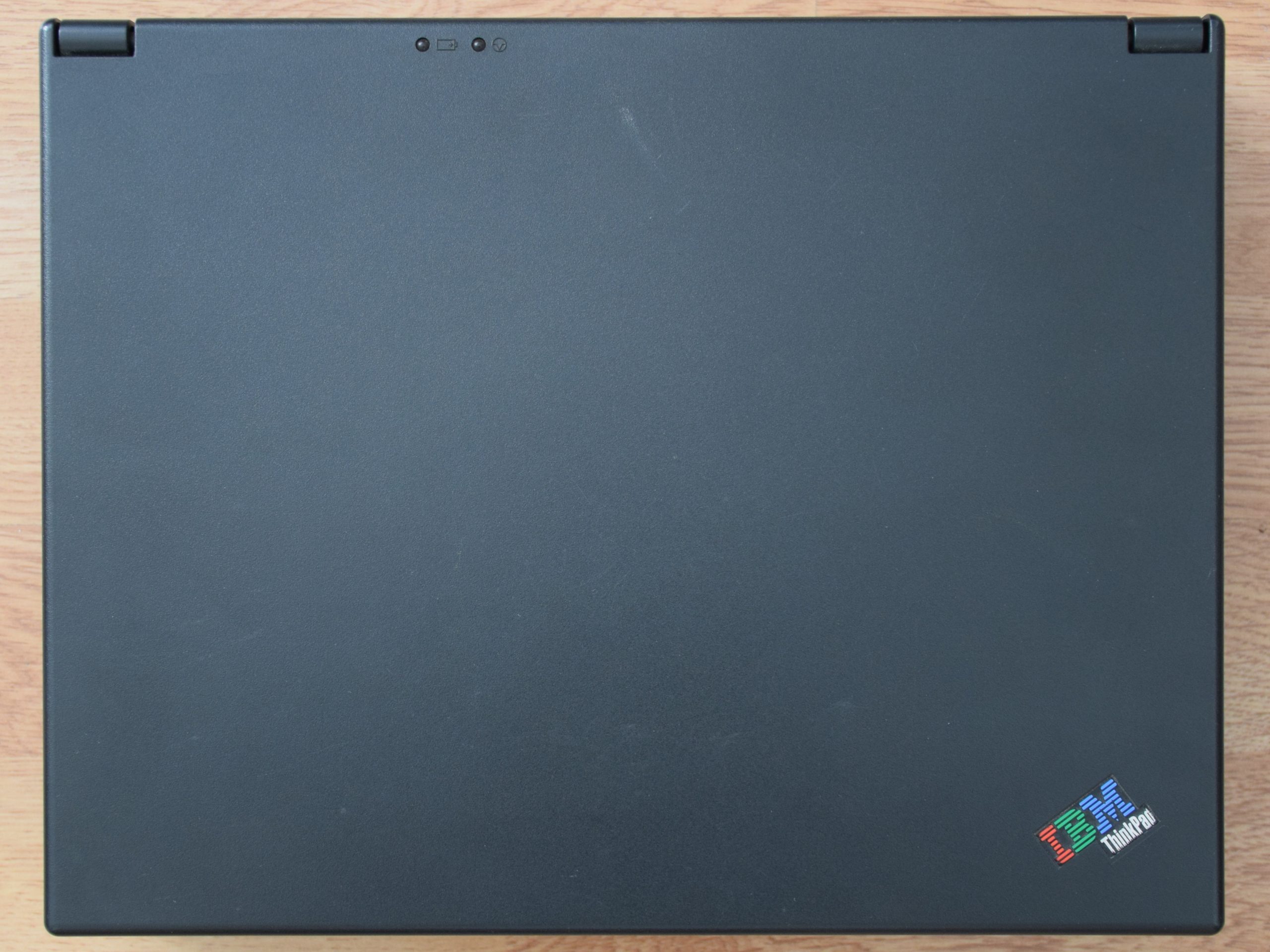 IBM ThinkPad 380Z - Dessus