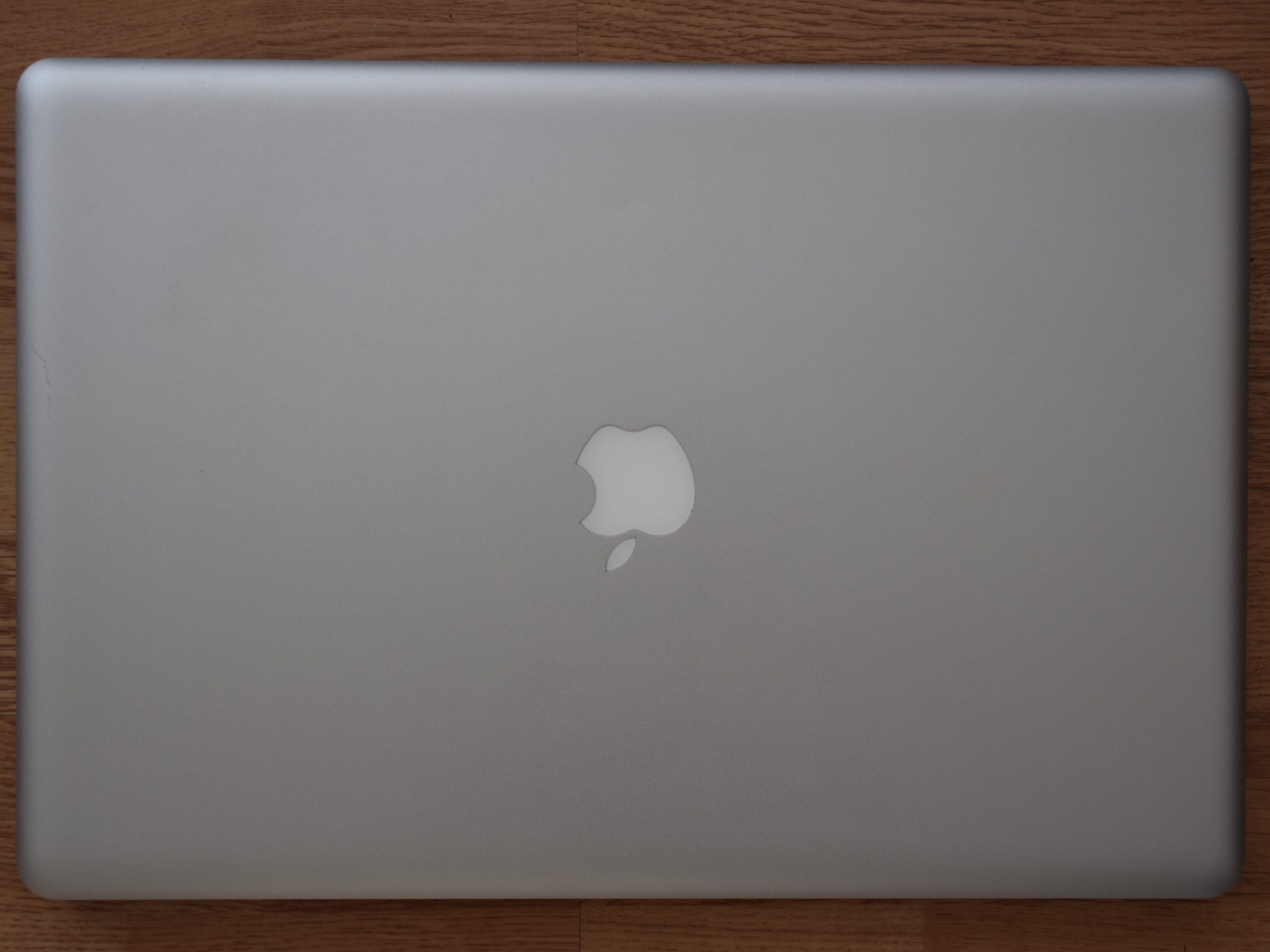 MacBook Pro A1297 - dessus